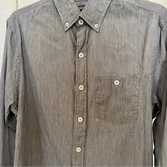 Todd Snyder SLIM FIT SUMMERWEIGHT FAVORITE SHIRT IN BLUE small - Picture 2 of 4